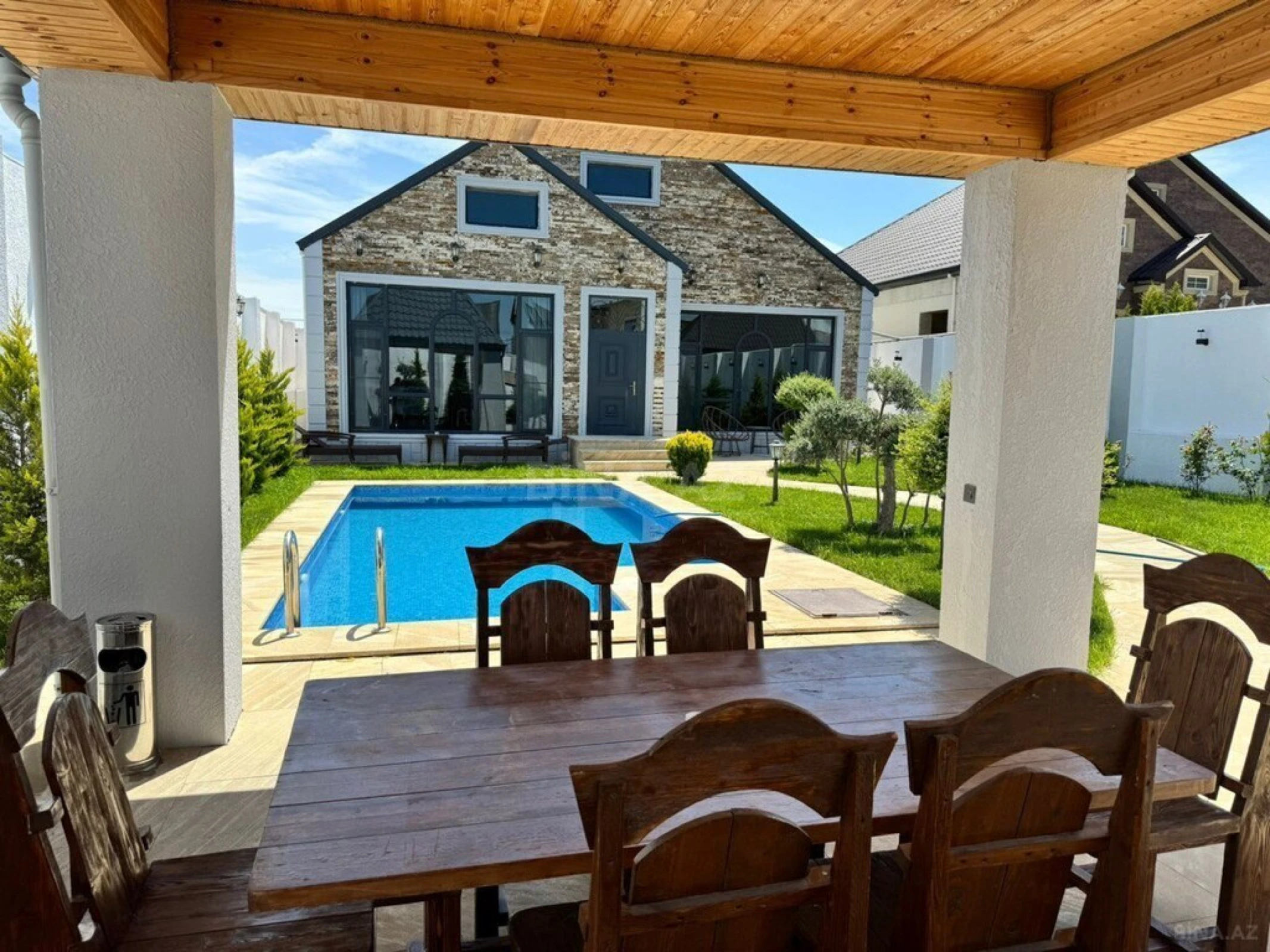 Kirayə verilir 4 otaqlı həyət evi 155 m²