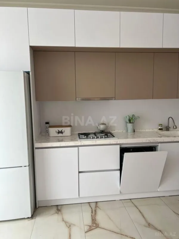 Kirayə verilir 5 otaqlı həyət evi 300 m²