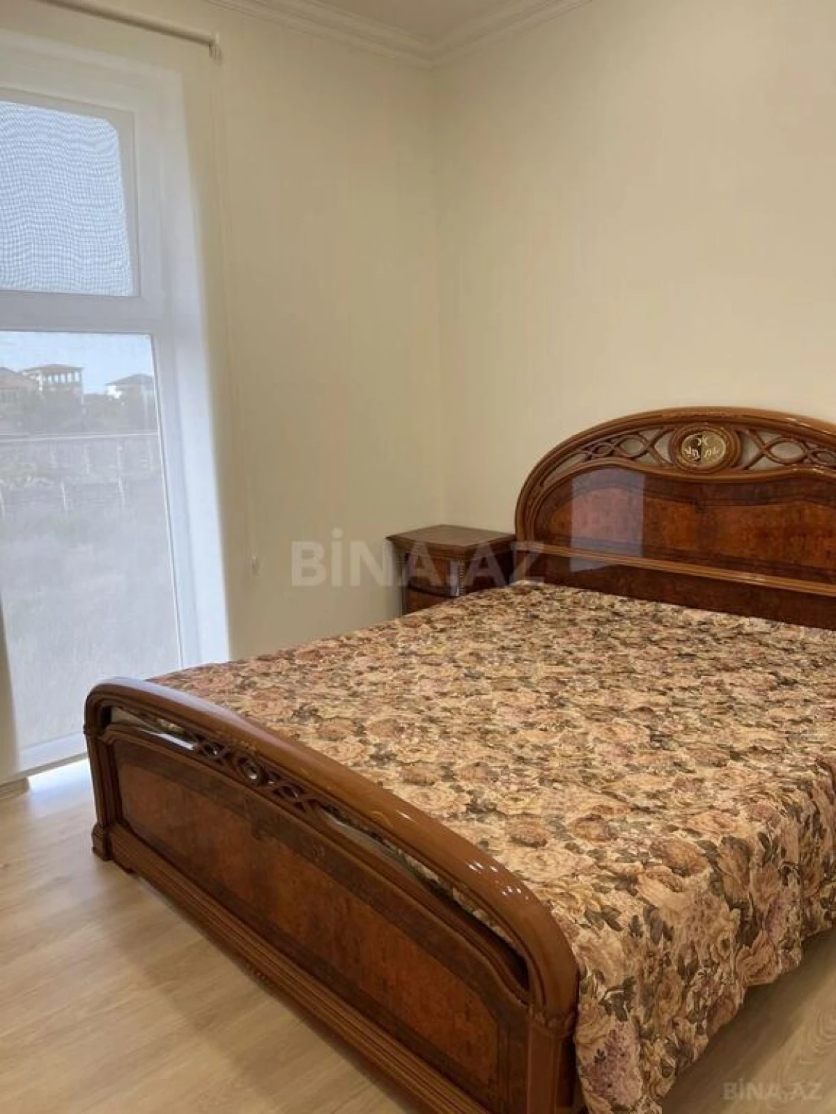 Kirayə verilir 5 otaqlı həyət evi 300 m²