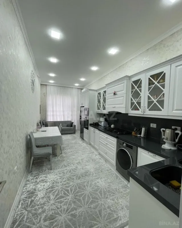Kirayə verilir 5 otaqlı həyət evi 300 m²