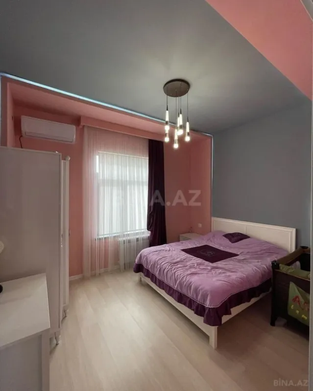 Kirayə verilir 5 otaqlı həyət evi 300 m²