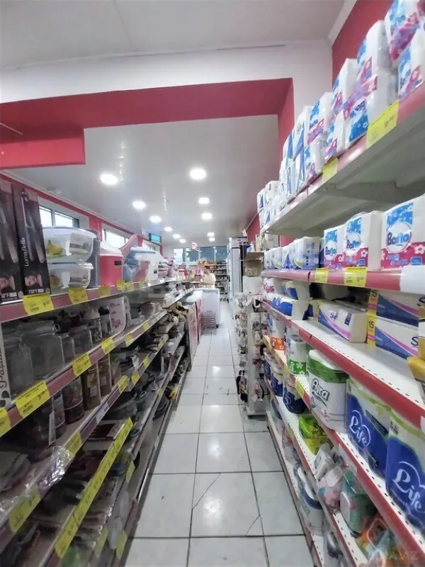 Satılır obyekt 440 m²