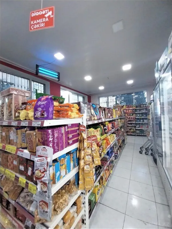 Satılır obyekt 440 m²