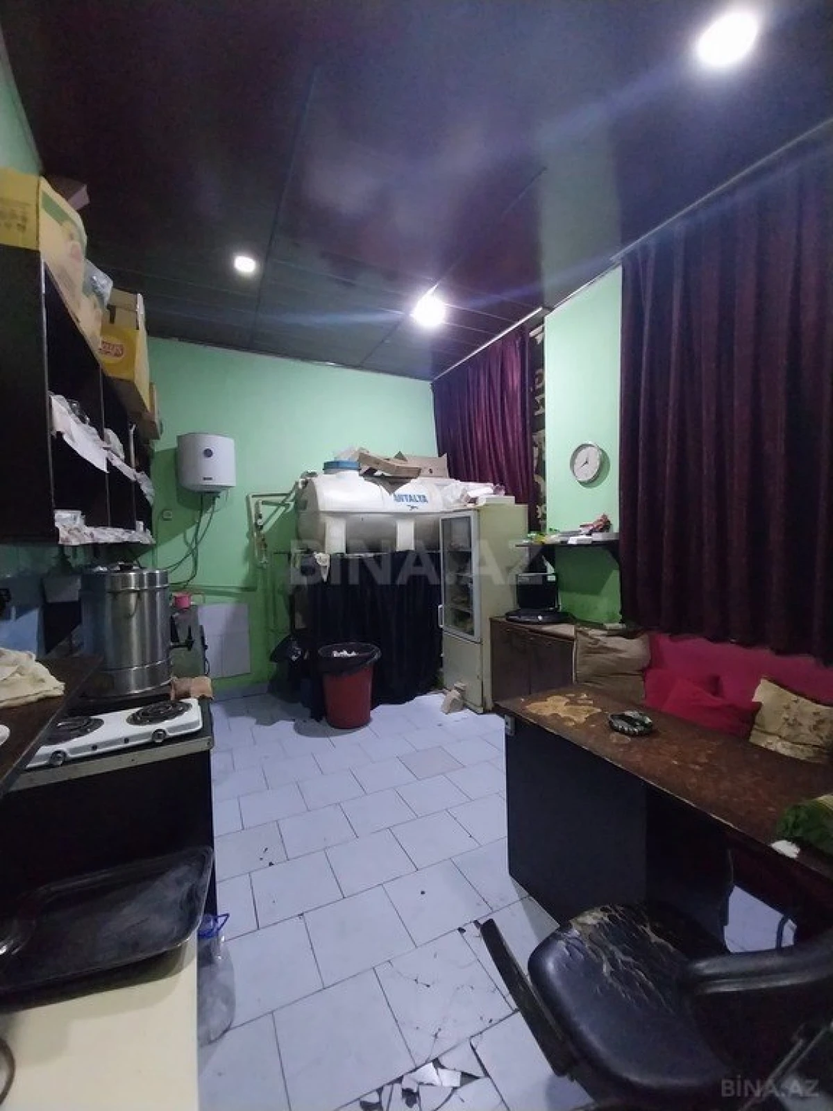 Satılır obyekt 440 m²