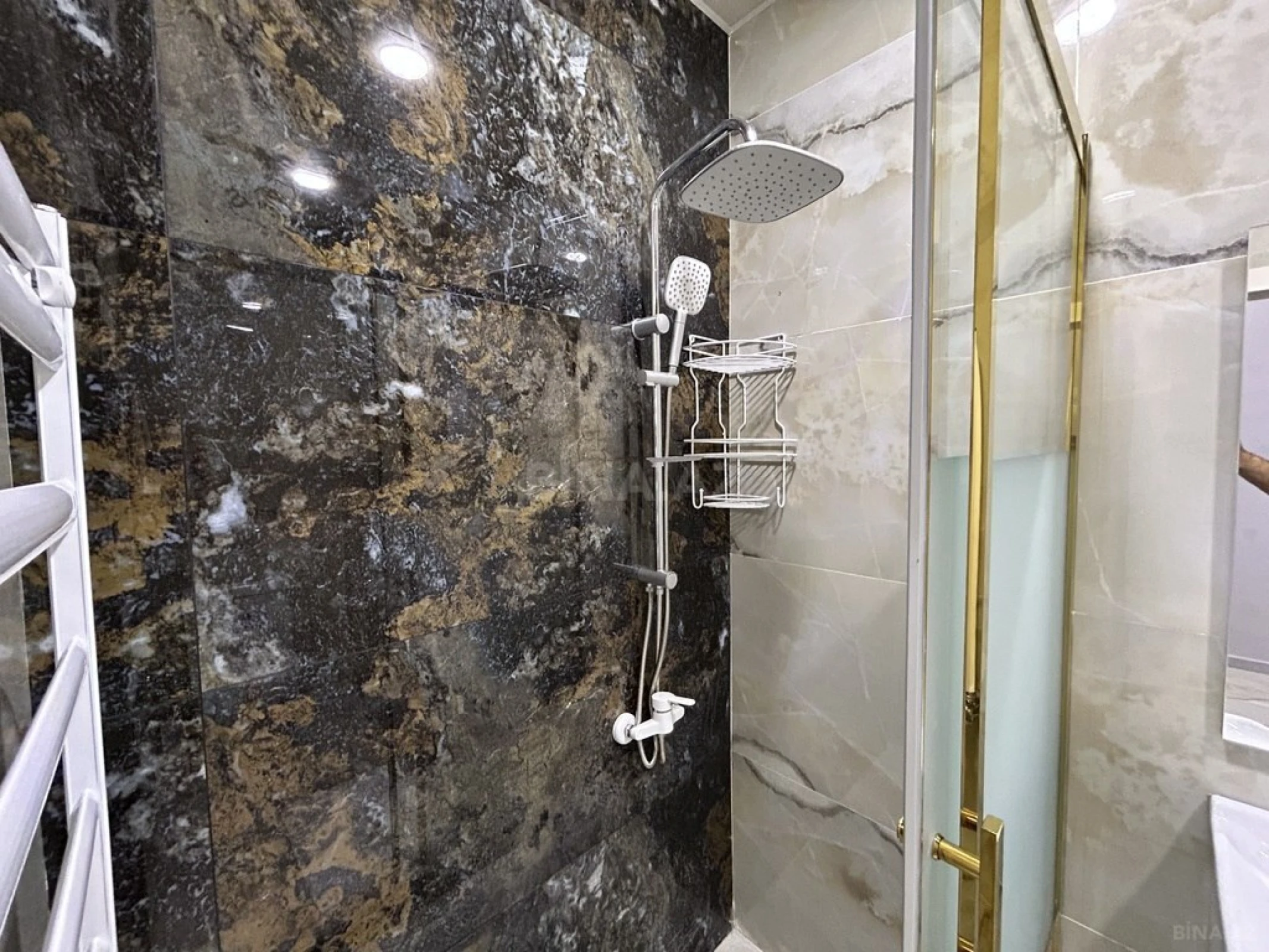 Kirayə verilir 2 otaqlı mənzil 60 m²