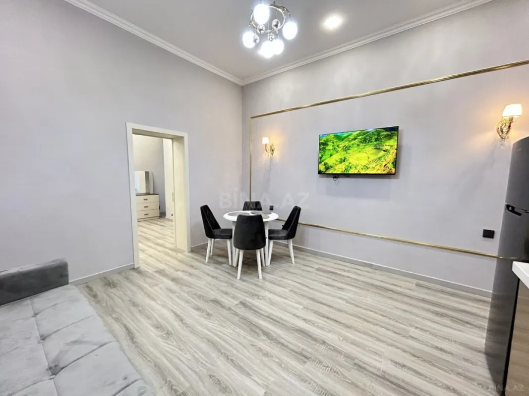 Kirayə verilir 2 otaqlı mənzil 60 m²