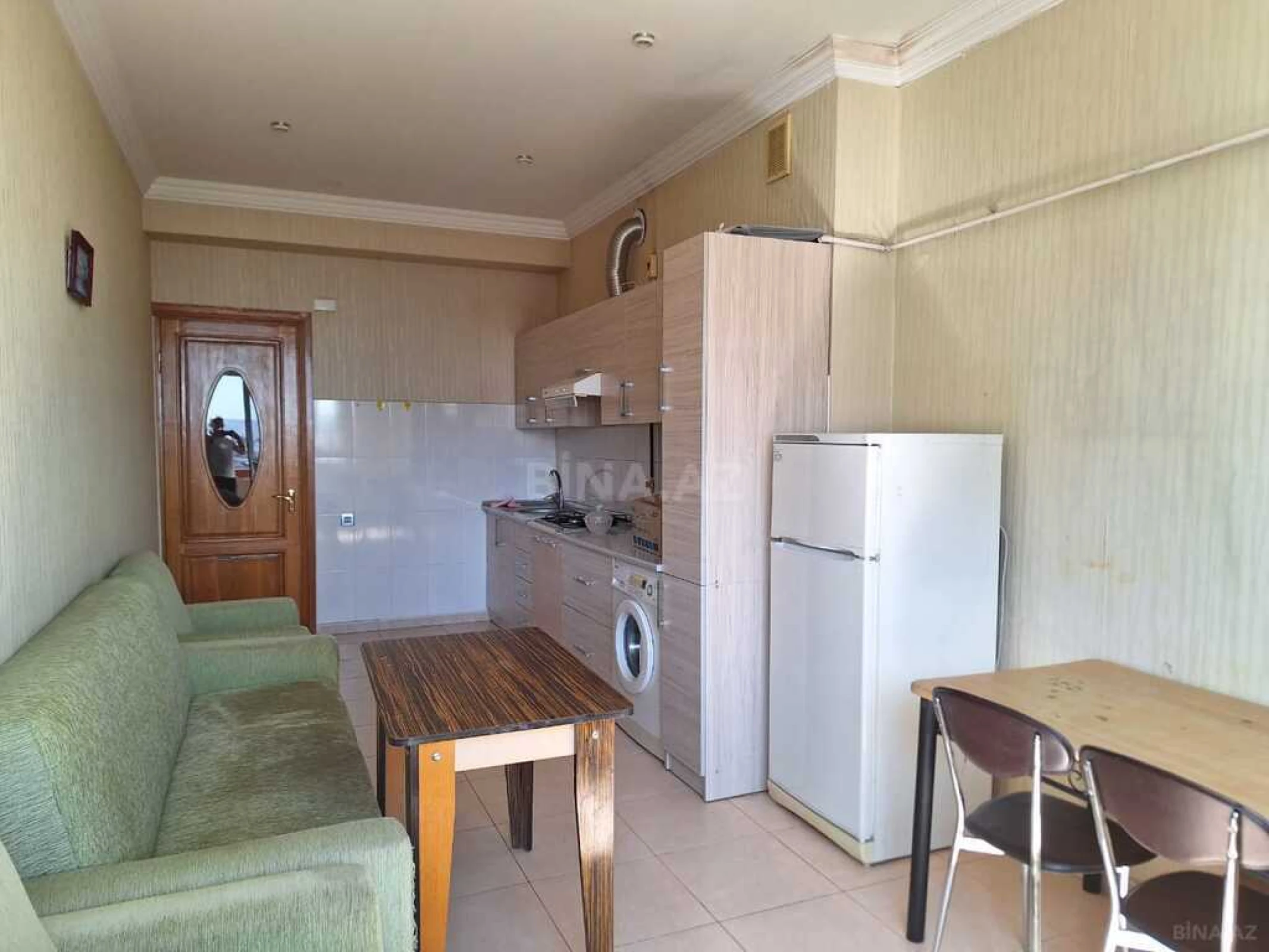 Satılır 2 otaqlı mənzil 79 m²