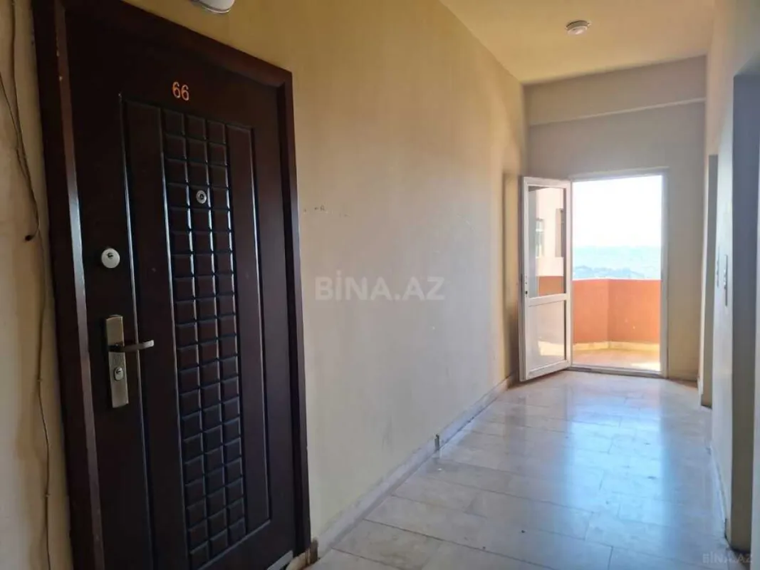 Satılır 2 otaqlı mənzil 79 m²