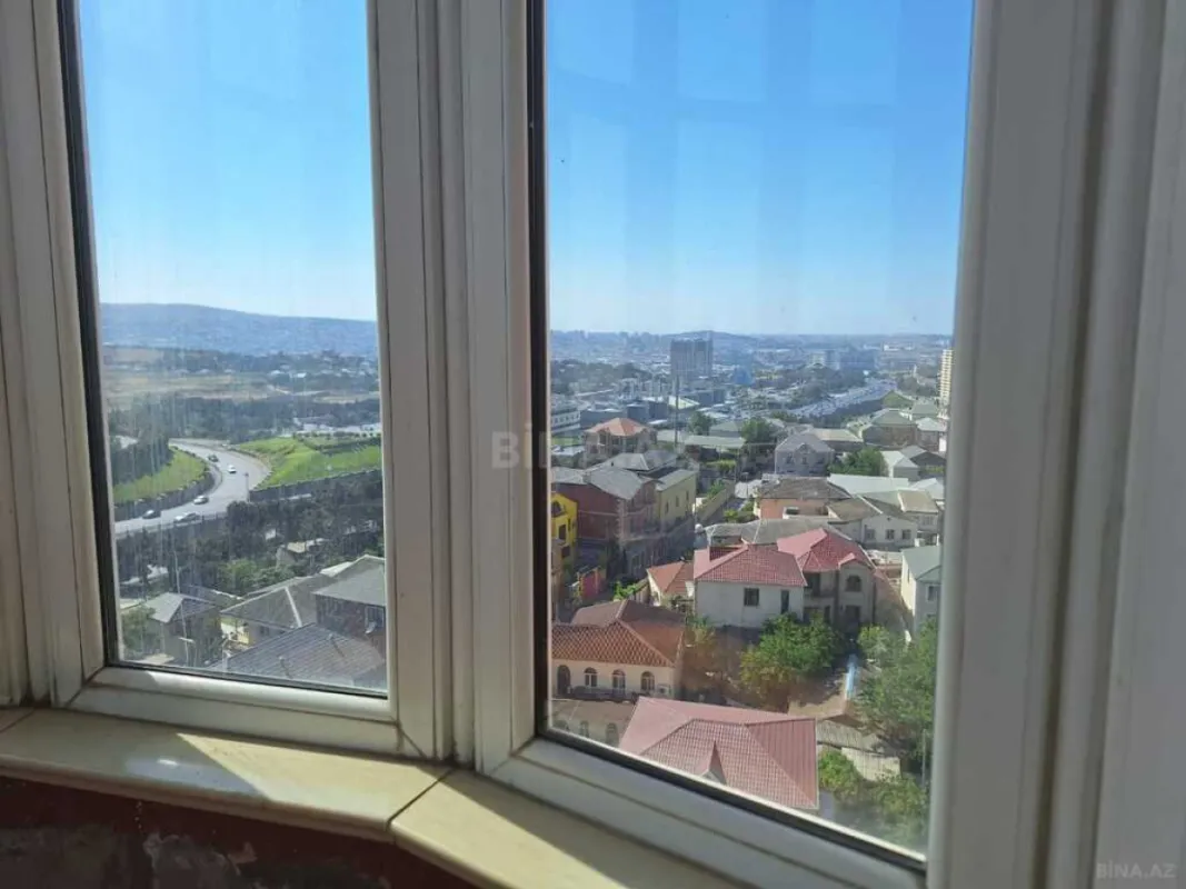 Satılır 2 otaqlı mənzil 79 m²