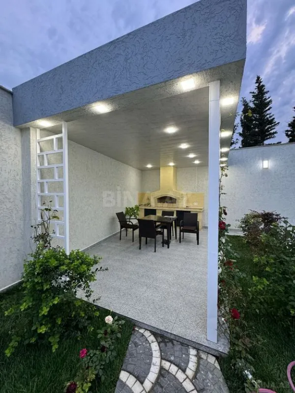 Satılır 4 otaqlı həyət evi 180 m²