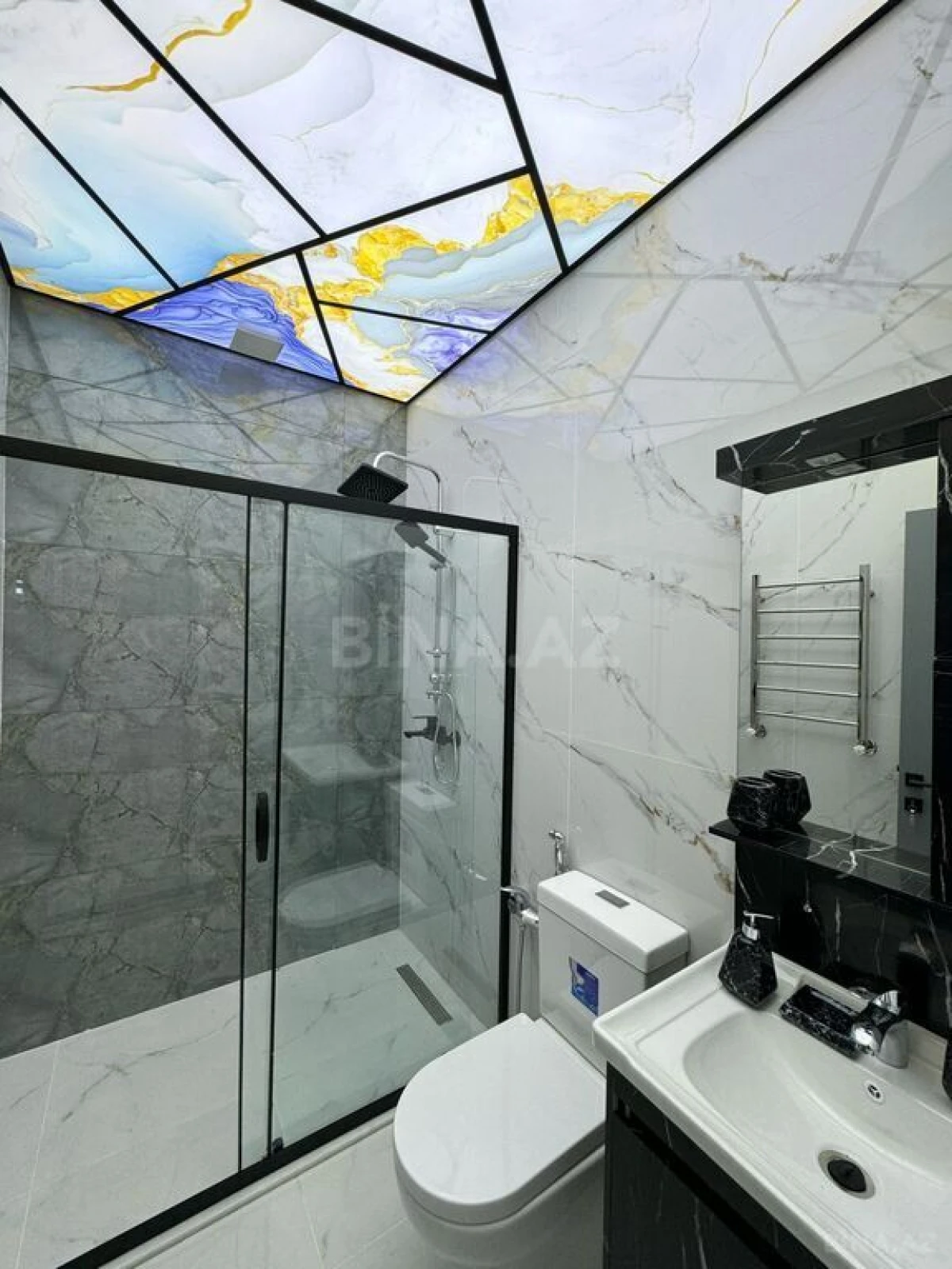 Satılır 4 otaqlı həyət evi 180 m²