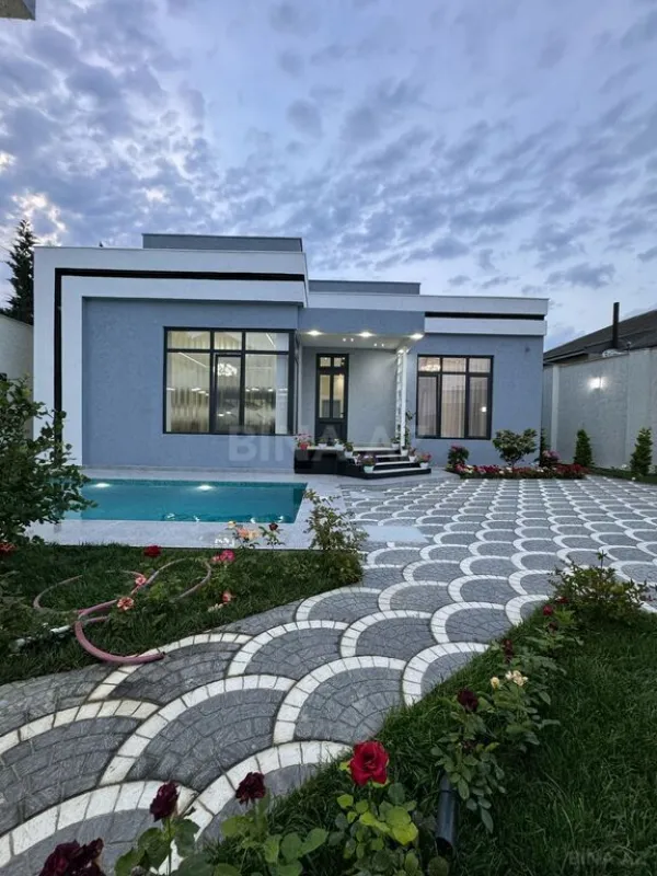 Satılır 4 otaqlı həyət evi 180 m²
