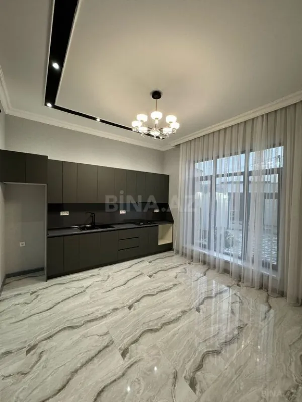 Satılır 4 otaqlı həyət evi 180 m²