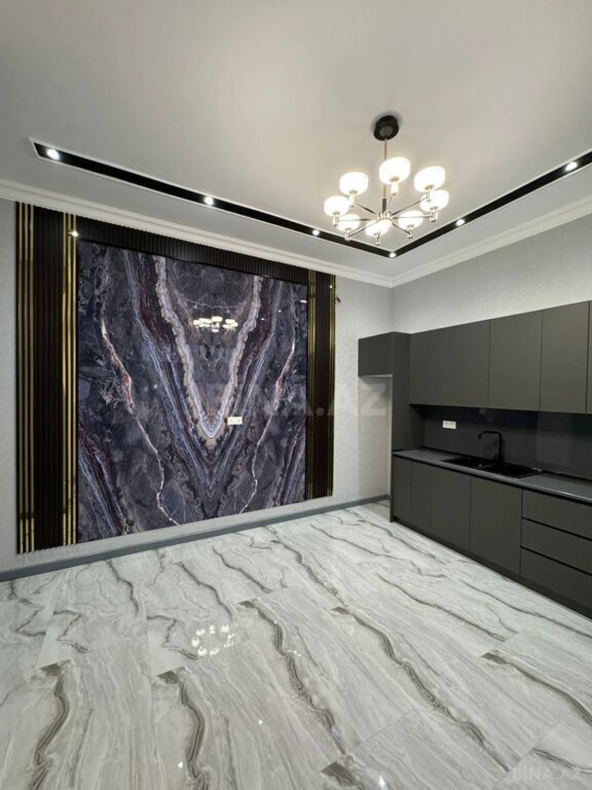 Satılır 4 otaqlı həyət evi 180 m²