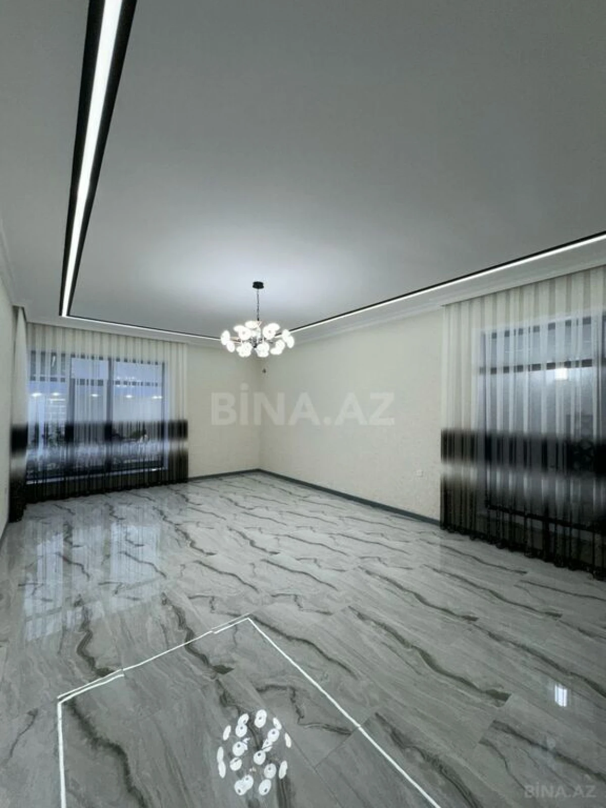 Satılır 4 otaqlı həyət evi 180 m²