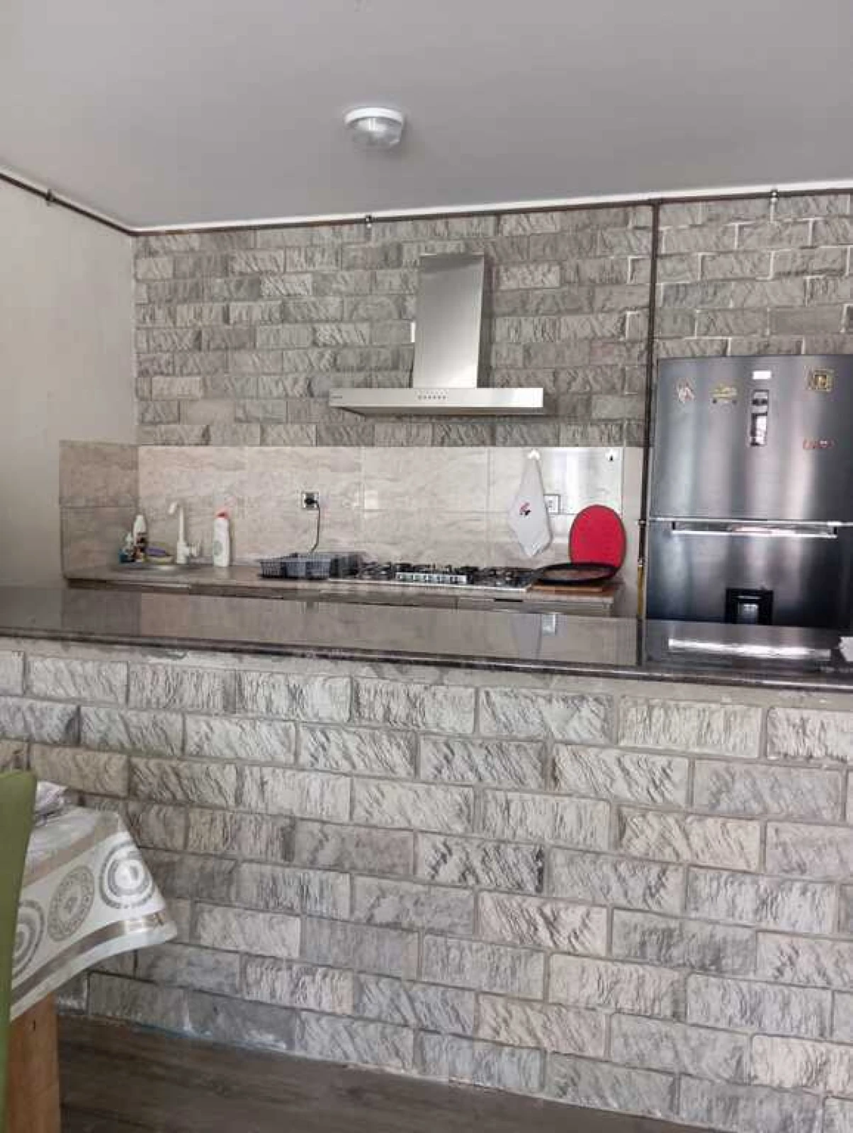Kirayə verilir 4 otaqlı həyət evi 180 m²