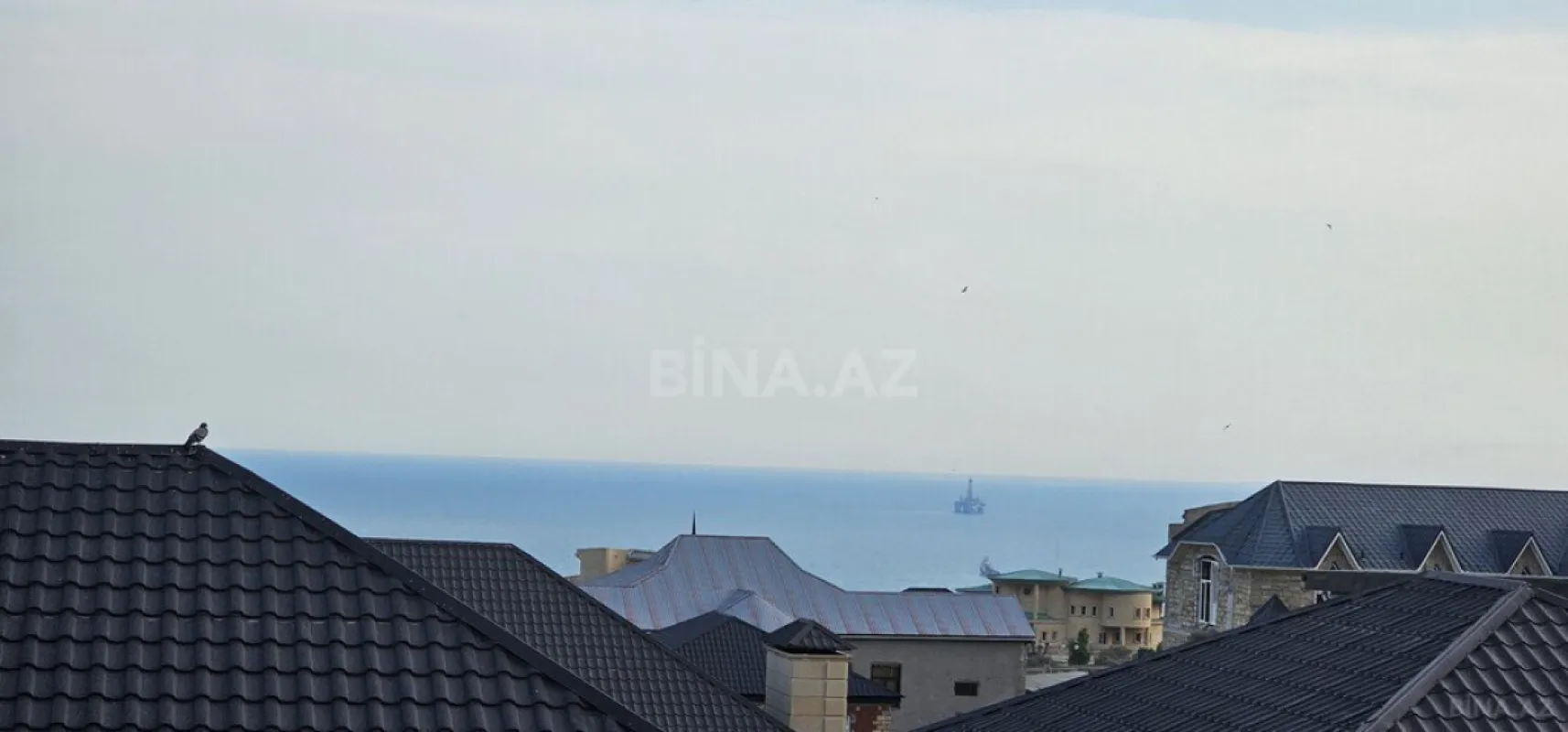 Satılır 9 otaqlı həyət evi 600 m²