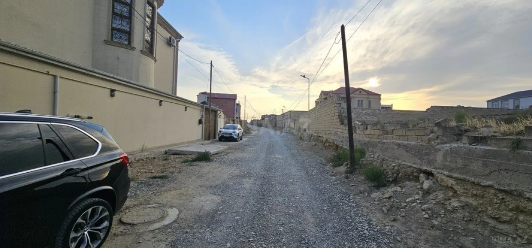 Satılır 9 otaqlı həyət evi 600 m²