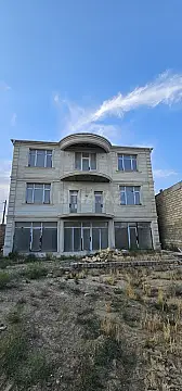 Satılır 9 otaqlı həyət evi 600 m² — Bakı, Badamdar 9 otaq 600.00 m²