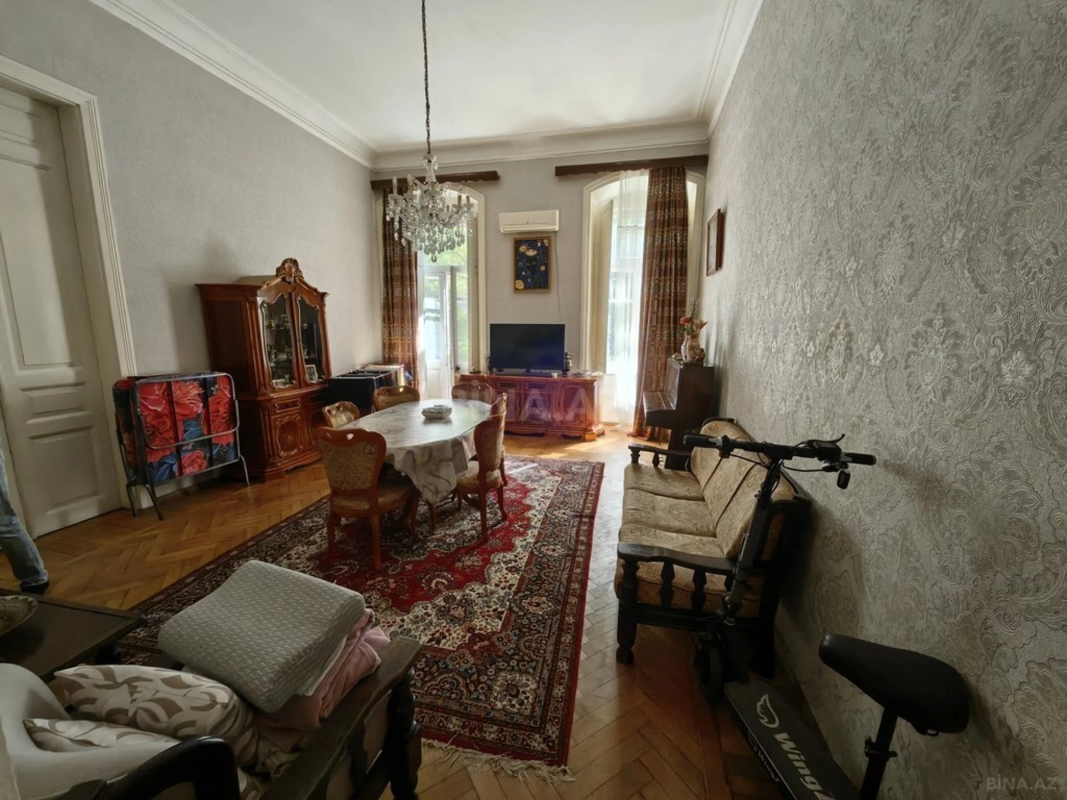 Satılır 4 otaqlı mənzil 130 m²