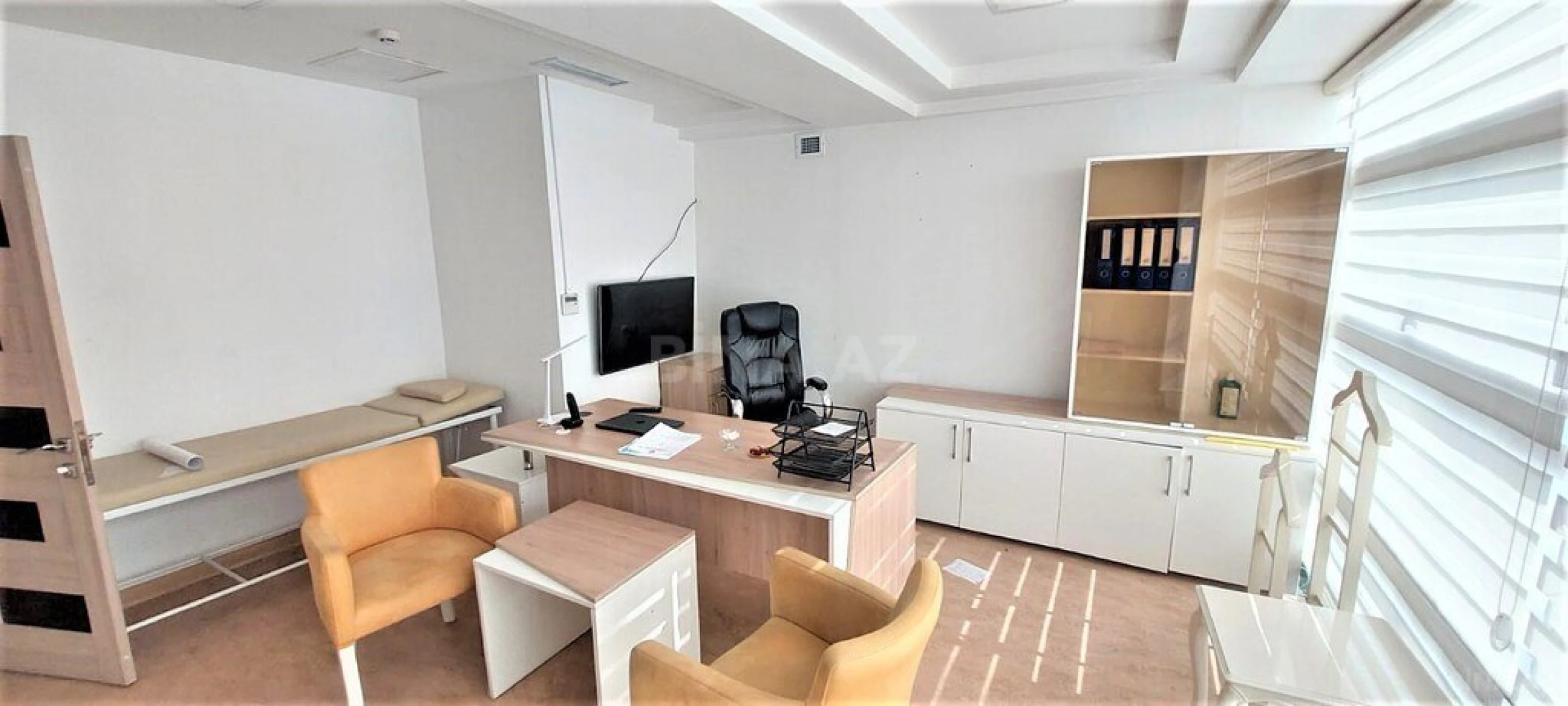 Satılır obyekt 802 m²