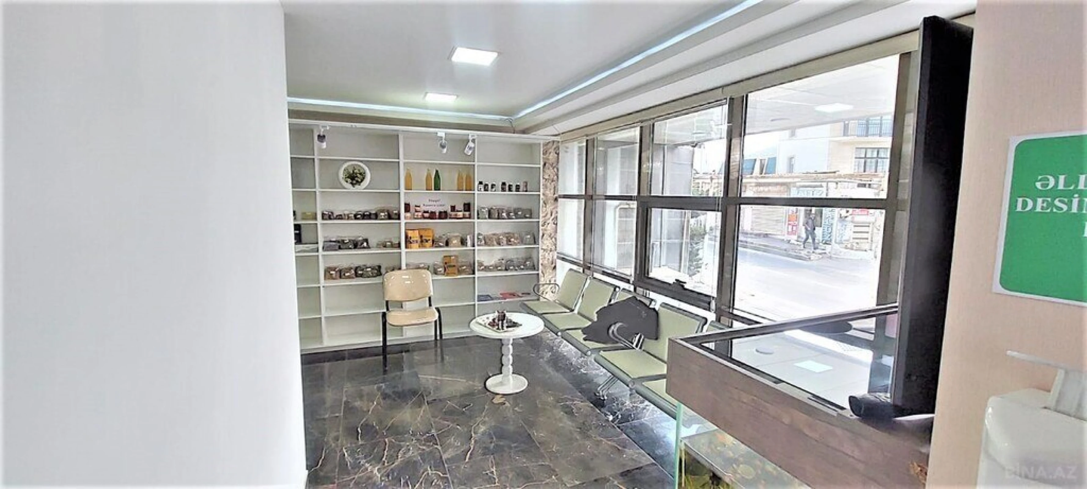 Satılır obyekt 802 m²