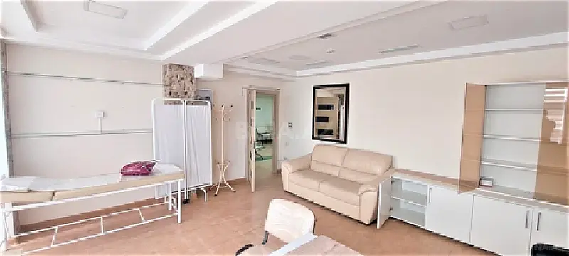 Satılır obyekt 802 m²