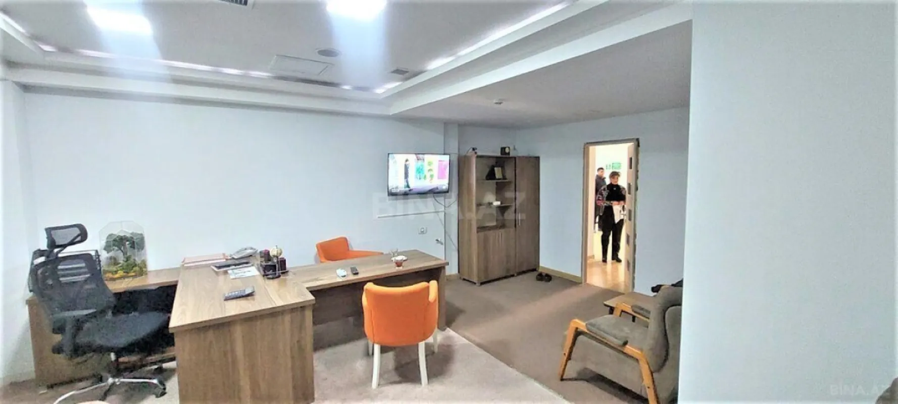 Satılır obyekt 802 m²