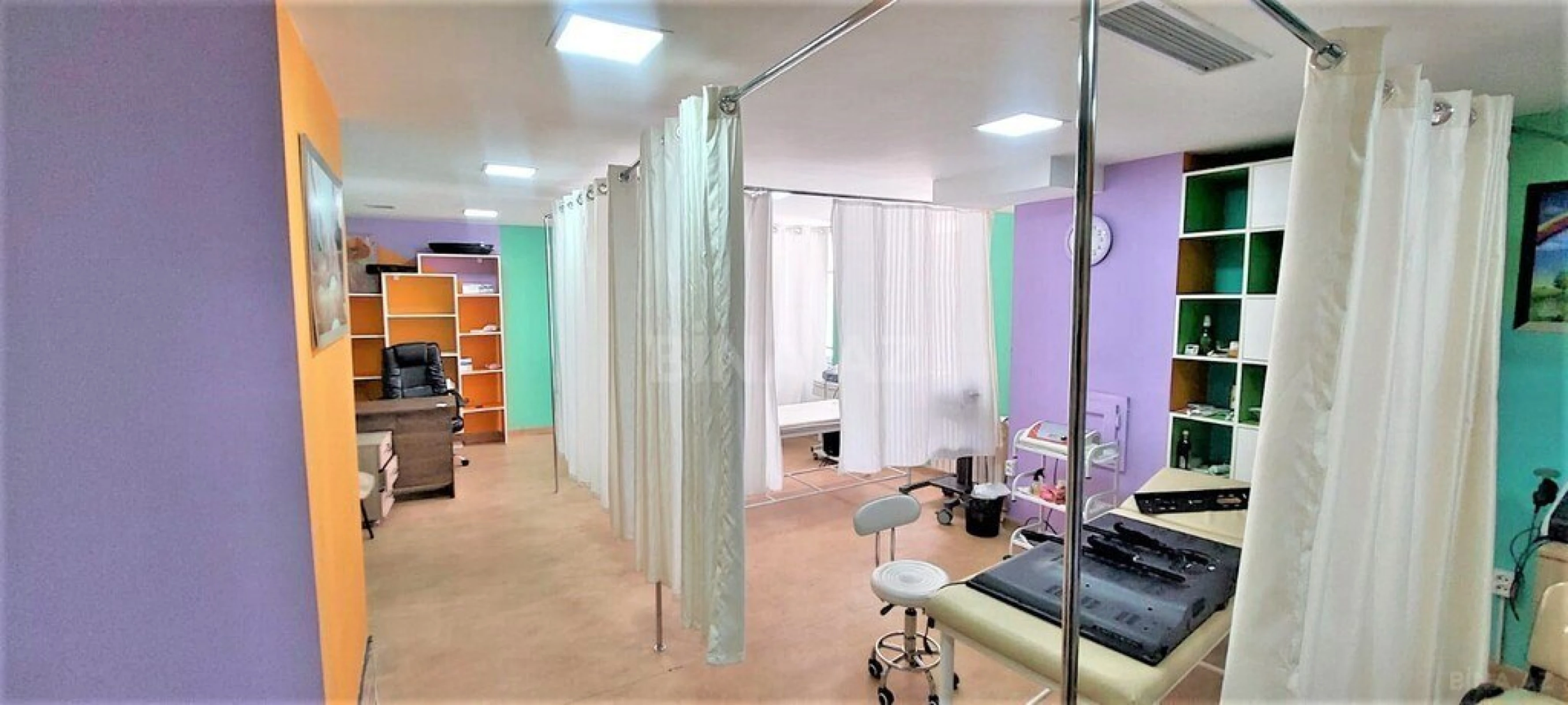 Satılır obyekt 802 m²