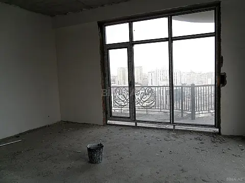 Satılır 3 otaqlı mənzil 159 m²