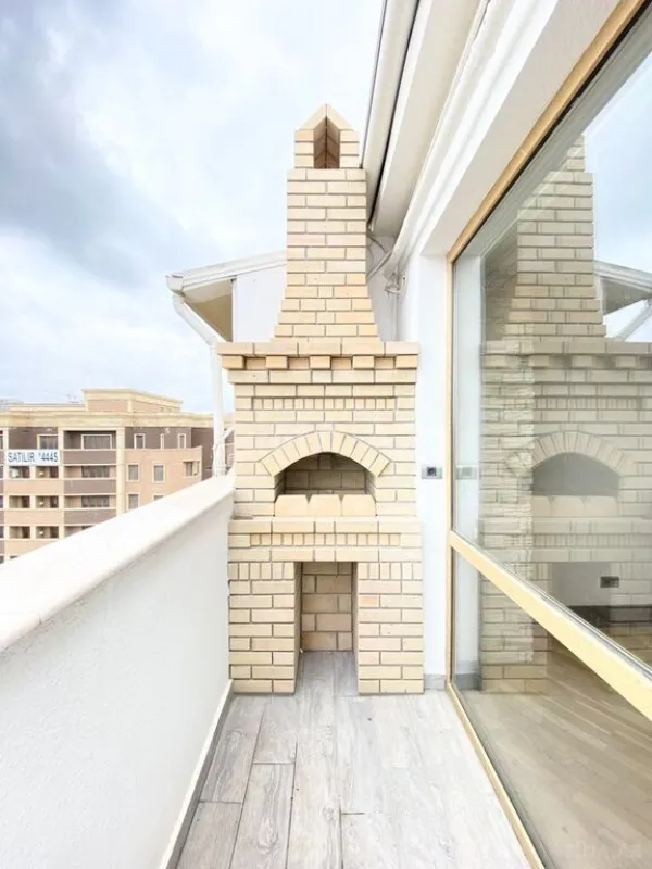 Satılır 3 otaqlı mənzil 200.5 m²