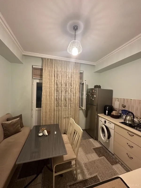 Satılır 3 otaqlı mənzil 96 m²