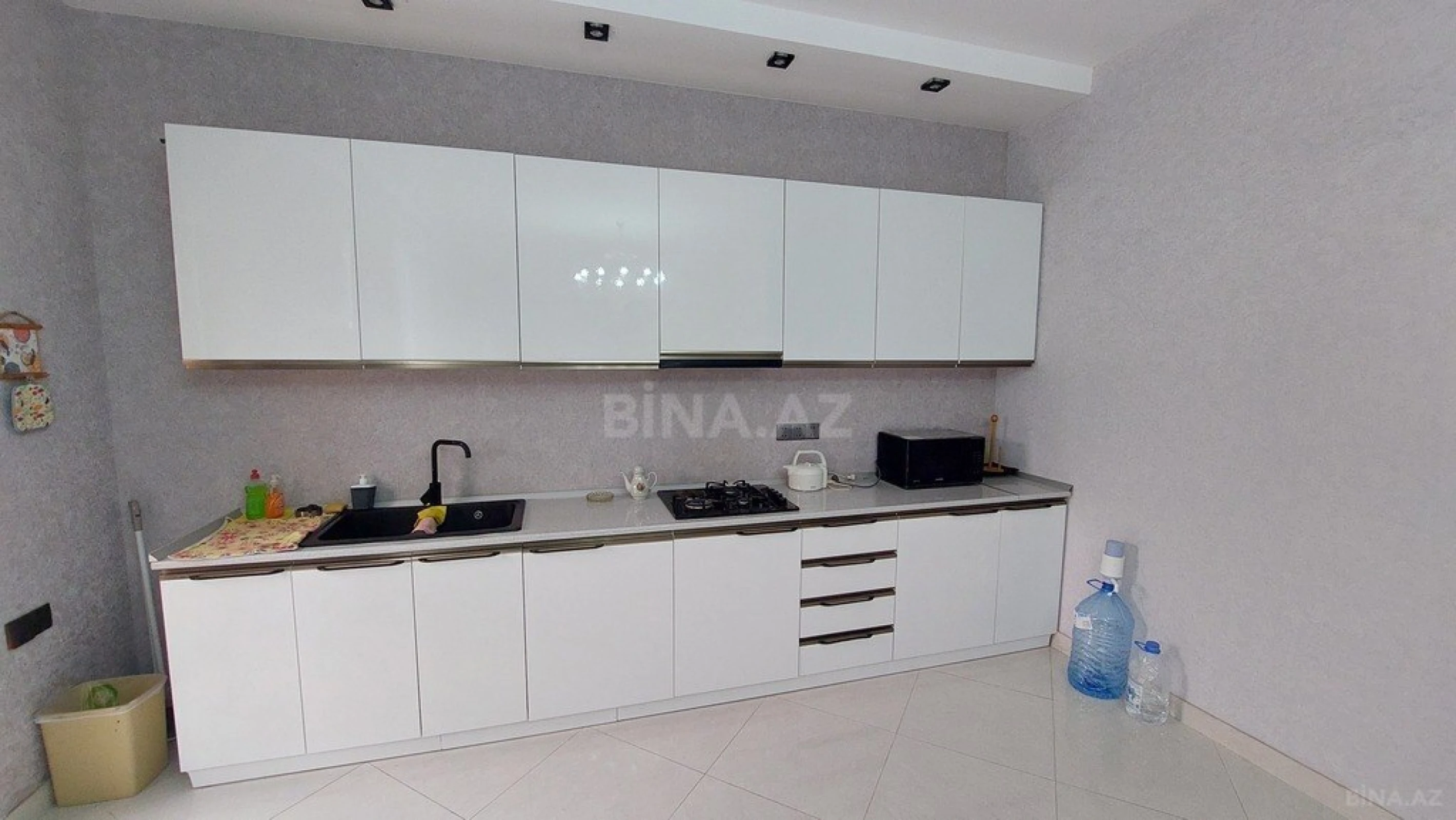 Kirayə verilir 5 otaqlı həyət evi 350 m²
