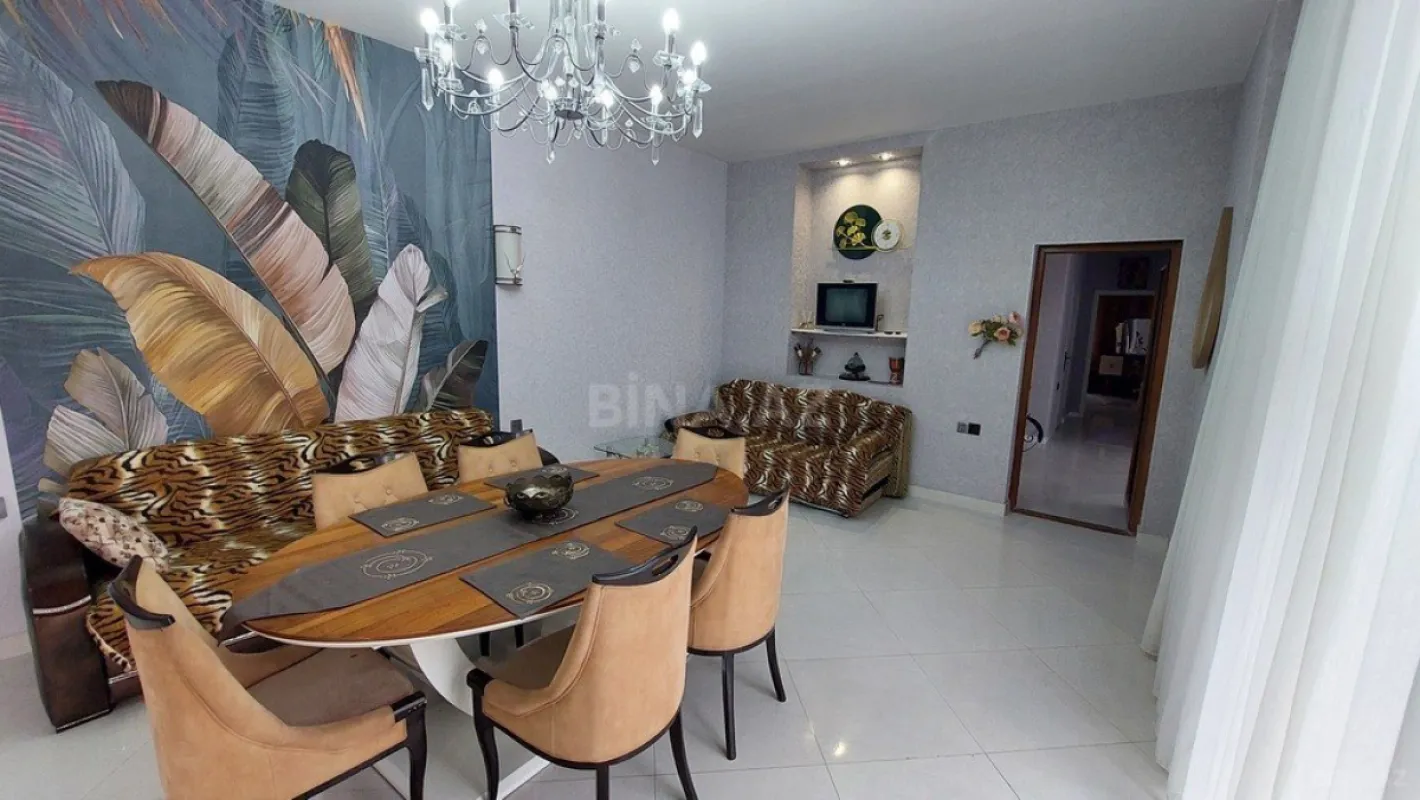 Kirayə verilir 5 otaqlı həyət evi 350 m²