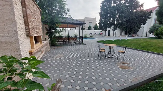 Kirayə verilir 5 otaqlı həyət evi 350 m²