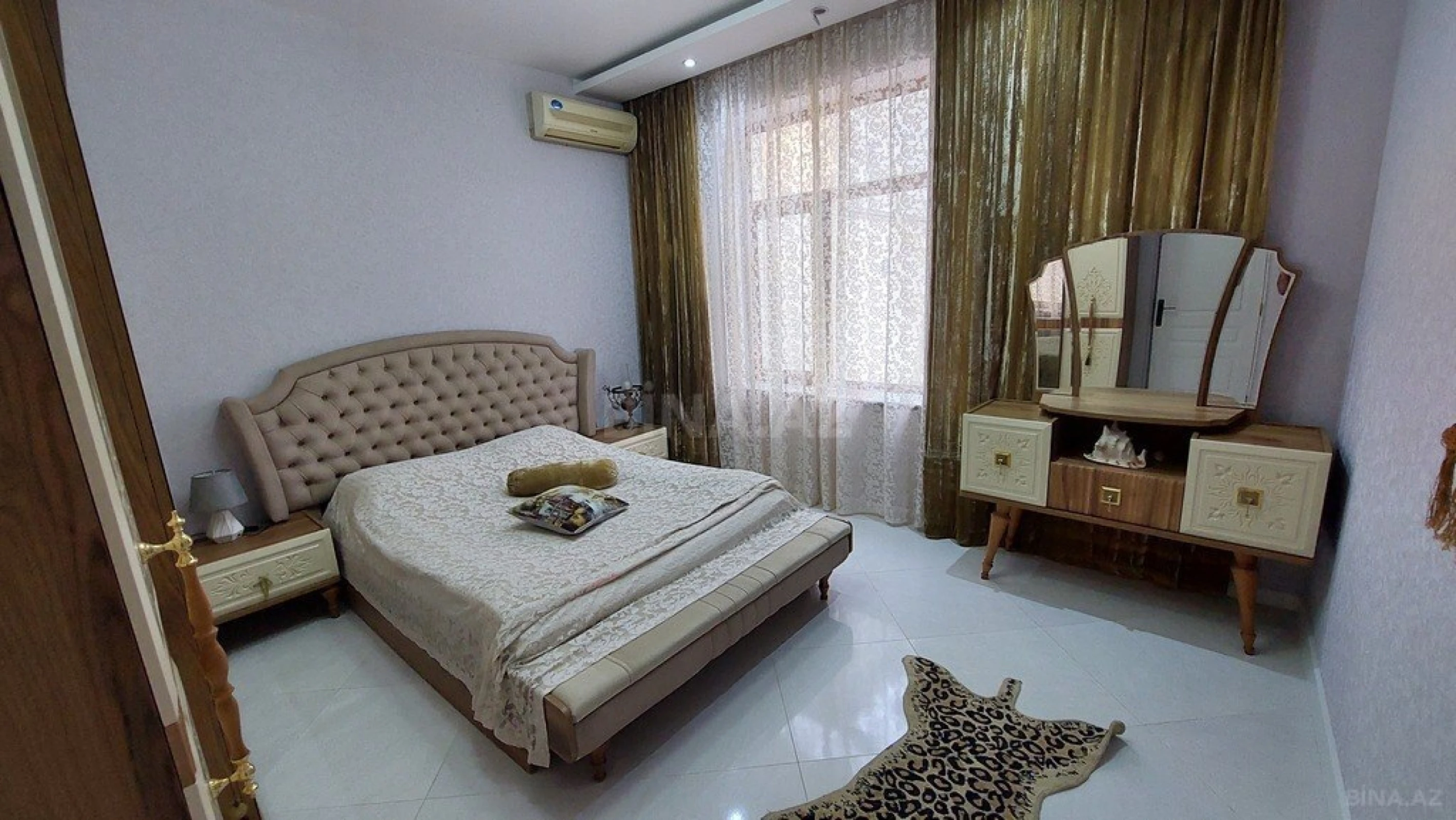 Kirayə verilir 5 otaqlı həyət evi 350 m²