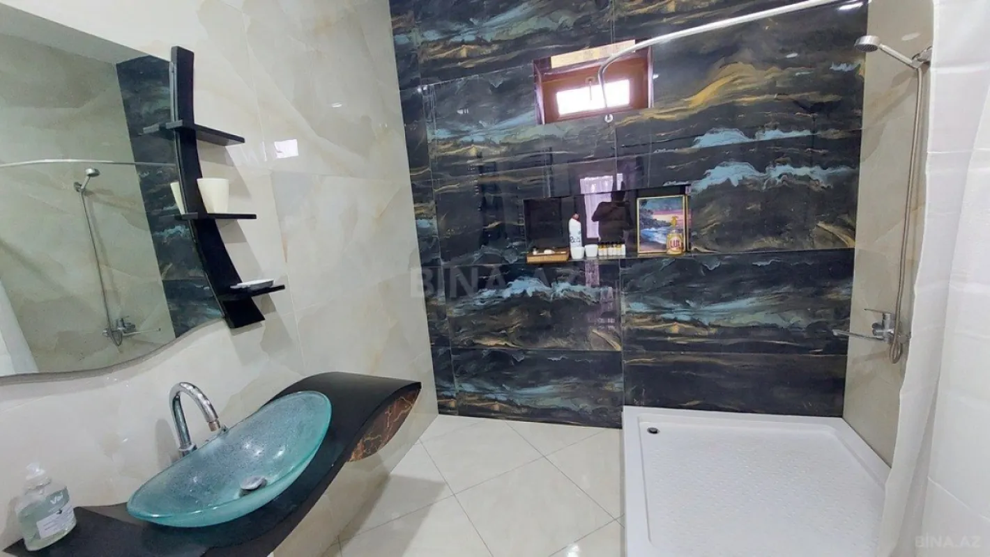 Kirayə verilir 5 otaqlı həyət evi 350 m²