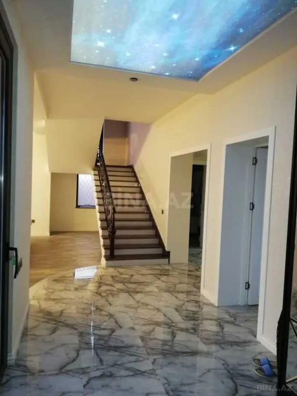 Kirayə verilir 4 otaqlı həyət evi 300 m²