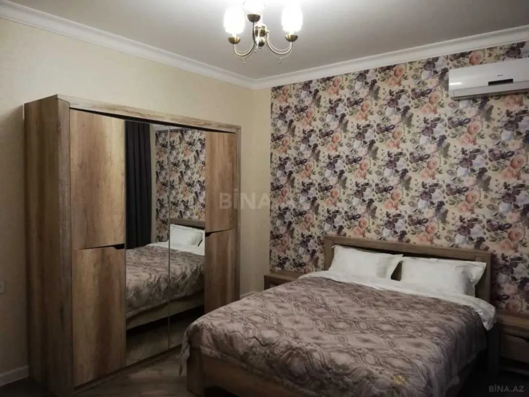 Kirayə verilir 4 otaqlı həyət evi 300 m²