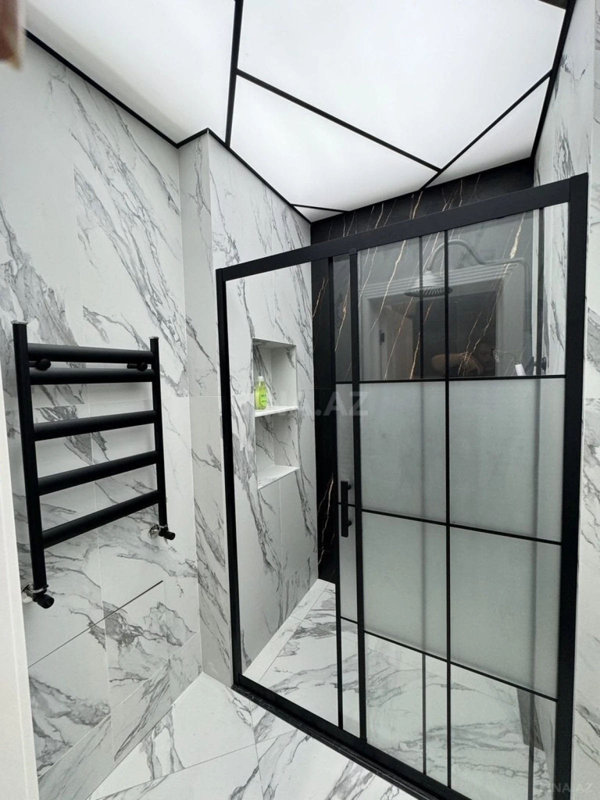 Satılır 2 otaqlı mənzil 65 m²