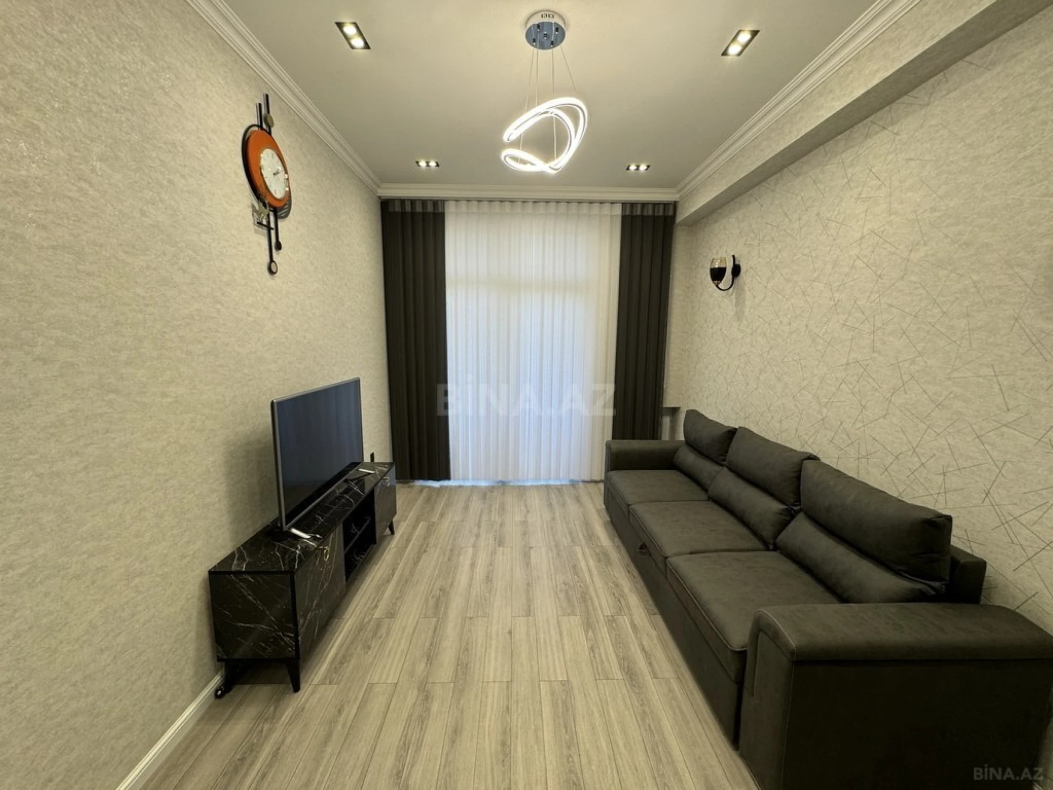 Satılır 2 otaqlı mənzil 65 m²