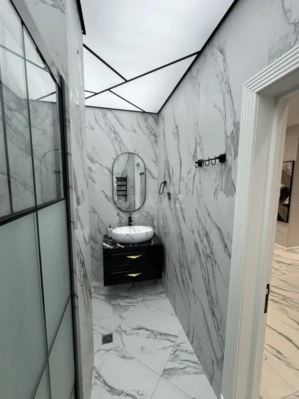 Satılır 2 otaqlı mənzil 65 m²