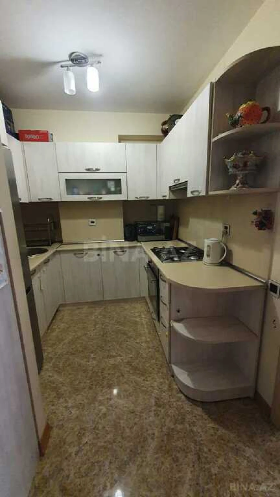 Satılır 2 otaqlı mənzil 61 m²