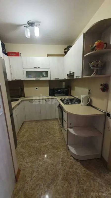 Satılır 2 otaqlı mənzil 61 m²