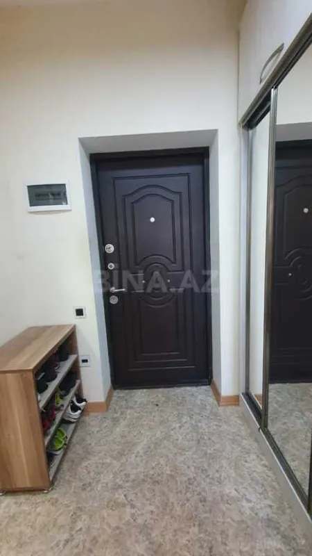 Satılır 2 otaqlı mənzil 61 m²