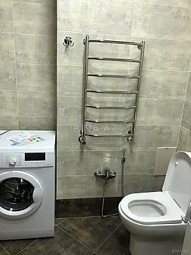 Kirayə verilir 2 otaqlı mənzil 65 m²