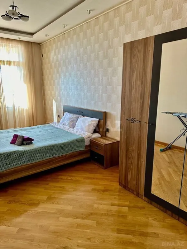 Kirayə verilir 2 otaqlı mənzil 65 m²