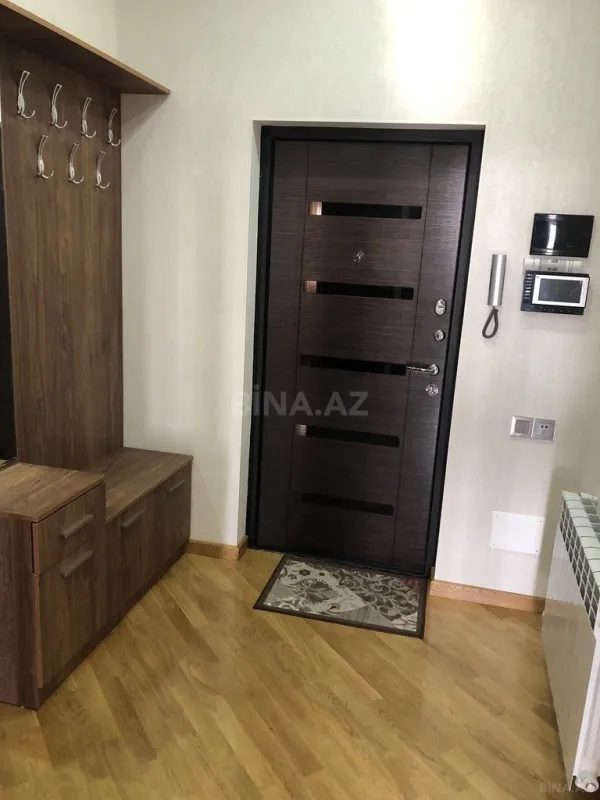 Kirayə verilir 2 otaqlı mənzil 65 m²