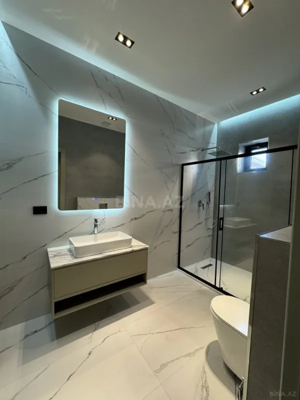 Satılır 5 otaqlı həyət evi 313 m²