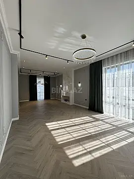 Satılır 5 otaqlı həyət evi 313 m²